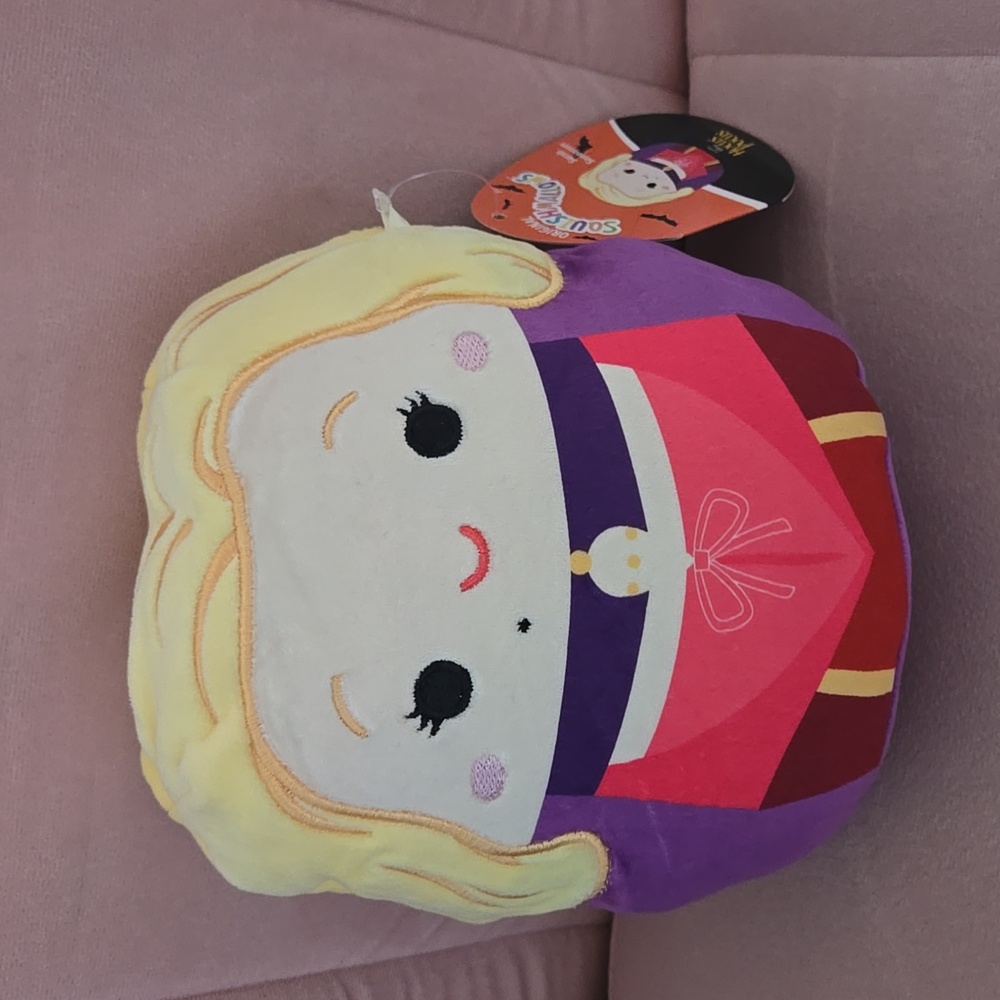 Sarah Sanderson Squishmalllow